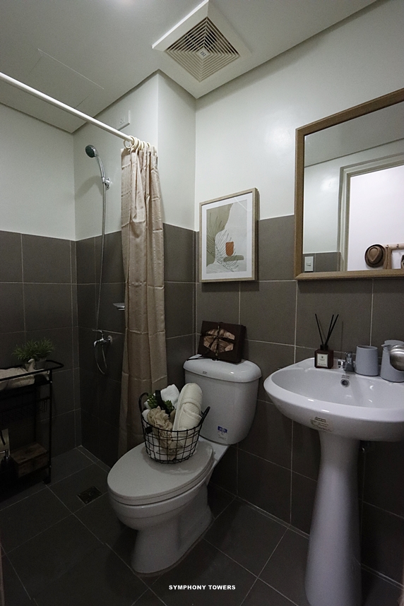 The Symphony Towers studio - Condo for Sale in Quezon City (Tower 2) The Symphony Towers